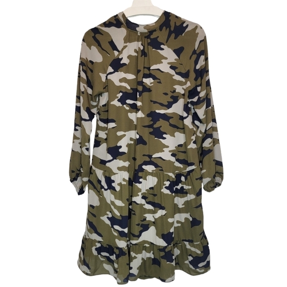 BANANA REPUBLIC Green Camo Mini Dress Long Sleeve Drop Waist Women Small V Neck - Picture 2 of 10
